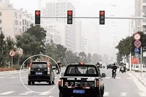 新交規(guī)發(fā)布：新加扣分項目，違章扣分翻一番，車主朋友互相轉告